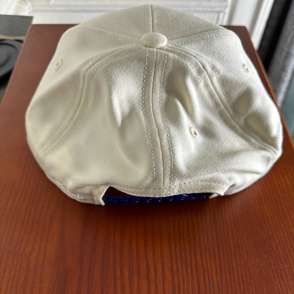 HOODHAT Real Madrid Stadium Throwback SnapBack - Picture 2 of 4